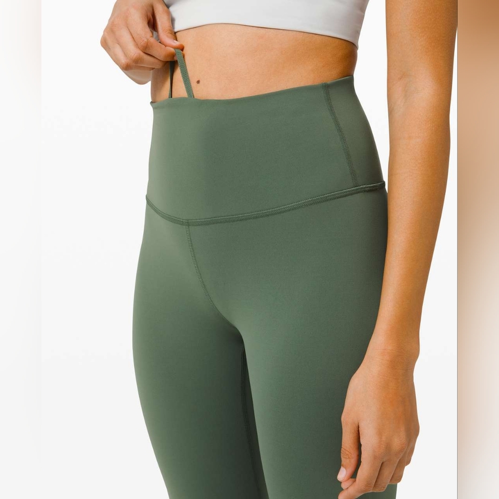 Lululemon Wunder Under High-Rise Tight 25" - Picture 2 of 8